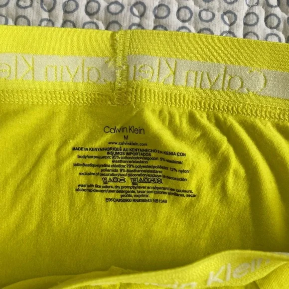 Calvin Klein trunks medium’s - Picture 7 of 8